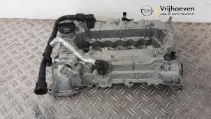 Gebruikte Kleppendeksel Opel Astra K Sports Tourer 1.0 Turbo 12V Prijs € 250,00 Margeregeling aangeboden door Autodemontage Vrijhoeven B.V.