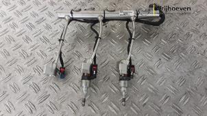 Gebruikte Injector brug Opel Astra K Sports Tourer 1.0 Turbo 12V Prijs € 250,00 Margeregeling aangeboden door Autodemontage Vrijhoeven B.V.
