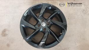 Gebruikte Velg Opel Adam 1.2 16V Prijs € 60,00 Margeregeling aangeboden door Autodemontage Vrijhoeven B.V.