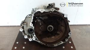 Gebruikte Versnellingsbak Opel Karl 1.0 12V Prijs € 250,00 Margeregeling aangeboden door Autodemontage Vrijhoeven B.V.