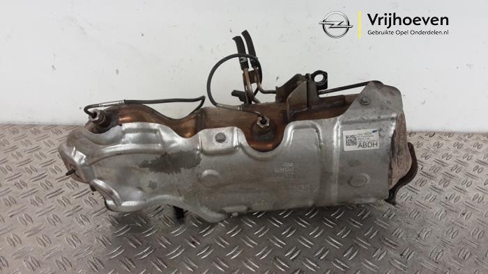 Gebruikte Roetfilter Opel Astra K Sports Tourer 1.6 CDTI 110 16V Prijs € 400,00 Margeregeling aangeboden door Autodemontage Vrijhoeven B.V.