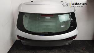 Gebruikte Achterklep Opel Astra K 1.0 SIDI Turbo 12V Prijs € 150,00 Margeregeling aangeboden door Autodemontage Vrijhoeven B.V.