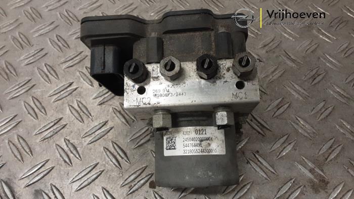Gebruikte ABS Pomp Opel Karl 1.0 12V Prijs € 60,00 Margeregeling aangeboden door Autodemontage Vrijhoeven B.V.