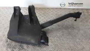 Gebruikte Ruitensproeiertank voor Opel Astra K Sports Tourer 1.4 Turbo 16V Prijs € 60,00 Margeregeling aangeboden door Autodemontage Vrijhoeven B.V.