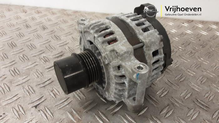 Gebruikte Dynamo Opel Karl 1.0 12V Prijs € 50,00 Margeregeling aangeboden door Autodemontage Vrijhoeven B.V.
