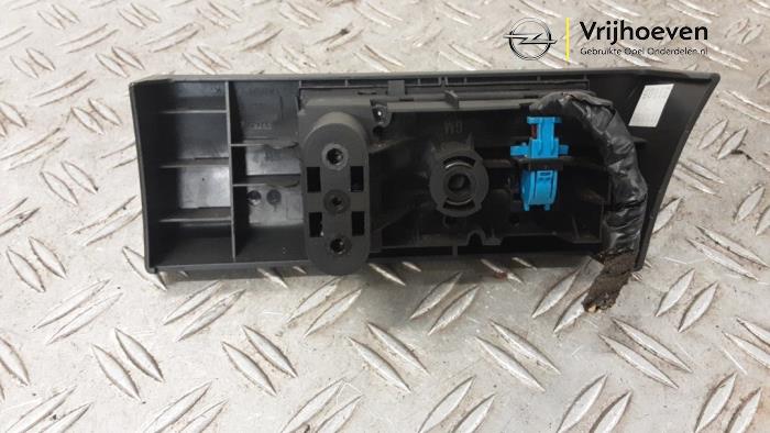 Licht Schakelaar van een Opel Astra H GTC (L08) 1.6 16V Twinport 2006