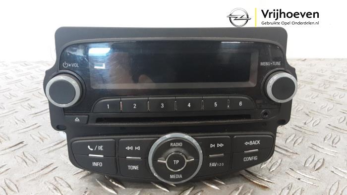Gebruikte Radio module Opel Adam 1.0 Ecotec 12V SIDI Turbo Prijs € 150,00 Margeregeling aangeboden door Autodemontage Vrijhoeven B.V.