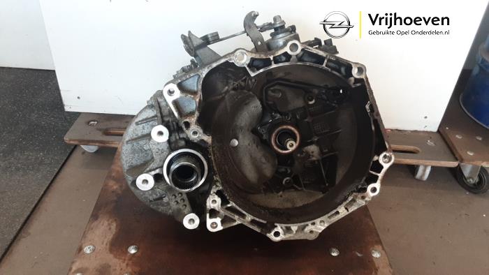 Gebruikte Versnellingsbak Opel Mokka/Mokka X 1.7 CDTI 16V 4x4 Prijs € 500,00 Margeregeling aangeboden door Autodemontage Vrijhoeven B.V.