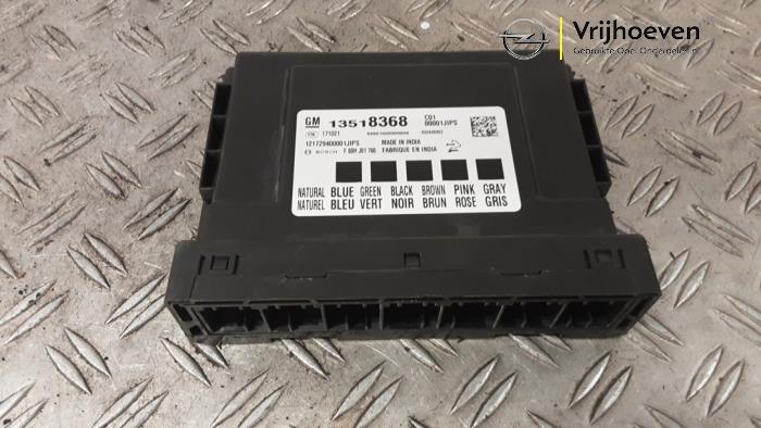 Computer Body Control van een Opel Insignia Sports Tourer 1.5 Turbo 16V 140 2018
