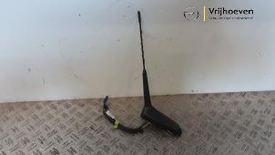 Gebruikte Antenne Opel Mokka/Mokka X 1.7 CDTI 16V 4x4 Prijs € 50,00 Margeregeling aangeboden door Autodemontage Vrijhoeven B.V.