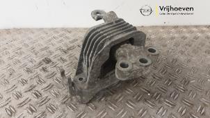 Gebruikte Motorrubber Opel Zafira Tourer (P12) 1.6 CDTI 16V ecoFLEX 136 Prijs € 25,00 Margeregeling aangeboden door Autodemontage Vrijhoeven B.V.