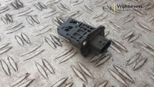 Gebruikte Luchtmassameter Opel Vivaro 1.6 CDTI BiTurbo 120 Prijs € 35,01 Inclusief btw aangeboden door Autodemontage Vrijhoeven B.V.