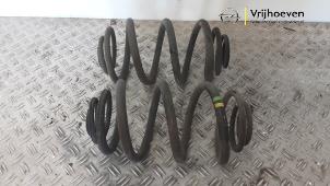 Gebruikte Schroefveer achter Opel Vivaro 1.6 CDTI BiTurbo 120 Prijs € 60,00 Inclusief btw aangeboden door Autodemontage Vrijhoeven B.V.