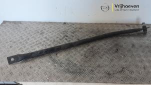 Gebruikte Reactiestang links-achter Opel Vivaro 1.6 CDTI BiTurbo 120 Prijs € 50,00 Inclusief btw aangeboden door Autodemontage Vrijhoeven B.V.