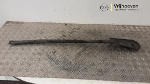 Gebruikte Reactiestang rechts-voor Opel Vivaro 1.6 CDTI BiTurbo 120 Prijs € 50,00 Inclusief btw aangeboden door Autodemontage Vrijhoeven B.V.