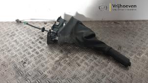 Gebruikte Handremhendel Opel Vivaro 1.6 CDTI BiTurbo 120 Prijs € 75,00 Inclusief btw aangeboden door Autodemontage Vrijhoeven B.V.