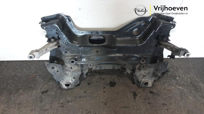 Gebruikte Subframe Opel Combo Cargo 1.5 CDTI 100 Prijs € 130,00 Inclusief btw aangeboden door Autodemontage Vrijhoeven B.V.