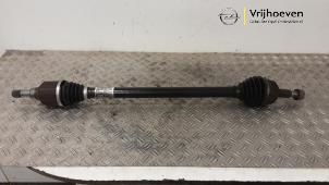 Gebruikte Aandrijfas rechts-voor Opel Combo Cargo 1.5 CDTI 100 Prijs € 140,00 Inclusief btw aangeboden door Autodemontage Vrijhoeven B.V.