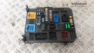 Gebruikte Bodycontrol Module Opel Combo Cargo 1.5 CDTI 100 Prijs € 75,00 Inclusief btw aangeboden door Autodemontage Vrijhoeven B.V.