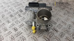 Gebruikte Gasklephuis Opel Agila (B) 1.0 12V Prijs € 50,00 Margeregeling aangeboden door Autodemontage Vrijhoeven B.V.