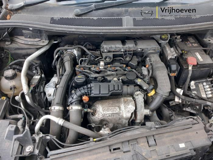 Gebruikte Motor Opel Grandland (X) 1.5 CDTI 130 Prijs € 3.000,00 Margeregeling aangeboden door Autodemontage Vrijhoeven B.V.