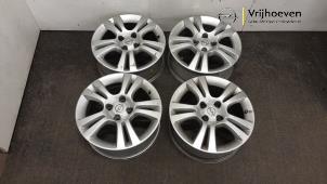Gebruikte Velgen set Opel Corsa D 1.4 16V Twinport Prijs € 150,00 Margeregeling aangeboden door Autodemontage Vrijhoeven B.V.
