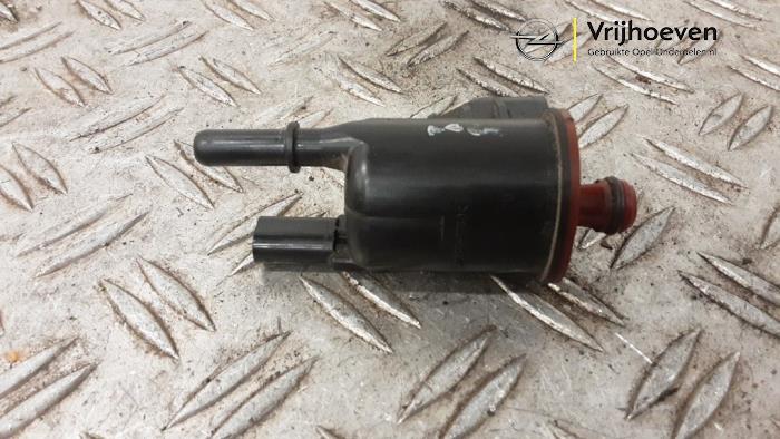 Gebruikte Evap klep Opel Karl 1.0 12V Prijs € 20,00 Margeregeling aangeboden door Autodemontage Vrijhoeven B.V.