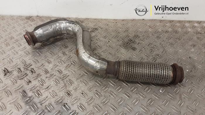 Gebruikte Uitlaat voorpijp Opel Corsa F (UB/UH/UP) 1.2 Turbo 12V 100 Prijs € 25,00 Margeregeling aangeboden door Autodemontage Vrijhoeven B.V.