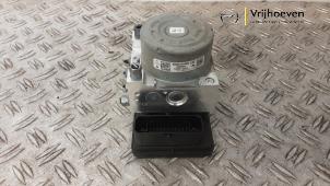 Gebruikte ABS Pomp Opel Corsa F (UB/UH/UP) 1.2 Turbo 12V 100 Prijs € 125,00 Margeregeling aangeboden door Autodemontage Vrijhoeven B.V.