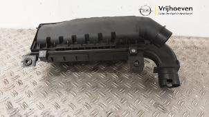 Gebruikte Luchtfilterhuis Opel Corsa F (UB/UH/UP) 1.2 Turbo 12V 100 Prijs € 30,00 Inclusief btw aangeboden door Autodemontage Vrijhoeven B.V.