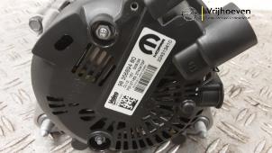 Alternator van een Opel Corsa F (UB/UH/UP) 1.2 Turbo 12V 100 2024