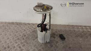 Gebruikte Tank element Pomp Opel Adam 1.2 16V Prijs € 50,00 Margeregeling aangeboden door Autodemontage Vrijhoeven B.V.