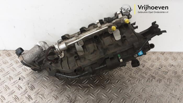 Gebruikte Inlaatspruitstuk Opel Corsa E 1.4 Turbo 16V Prijs € 650,00 Margeregeling aangeboden door Autodemontage Vrijhoeven B.V.