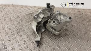Gebruikte Motorsteun Opel Corsa F (UB/UH/UP) 1.2 Turbo 12V 100 Prijs € 24,95 Inclusief btw aangeboden door Autodemontage Vrijhoeven B.V.