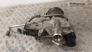 Gebruikte G-lader Opel Crossland (X) 1.2 Turbo 12V Prijs € 250,00 Margeregeling aangeboden door Autodemontage Vrijhoeven B.V.
