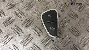 Gebruikte Schakelaar (diversen) Opel Corsa E 1.4 16V Prijs € 10,00 Margeregeling aangeboden door Autodemontage Vrijhoeven B.V.