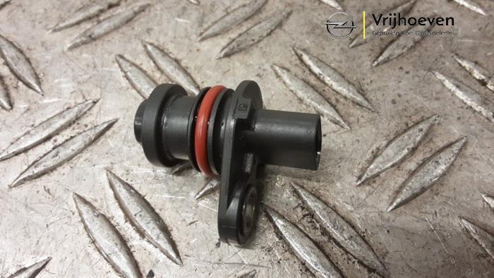 Gebruikte Nokkenas Sensor Opel Astra K Sports Tourer 1.4 Turbo 16V Prijs € 15,00 Margeregeling aangeboden door Autodemontage Vrijhoeven B.V.