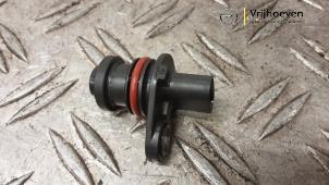 Gebruikte Nokkenas Sensor Opel Astra K Sports Tourer 1.4 Turbo 16V Prijs € 15,00 Margeregeling aangeboden door Autodemontage Vrijhoeven B.V.