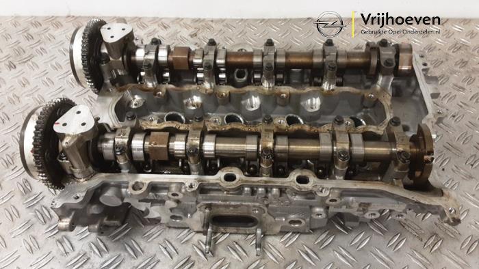 Gebruikte Cilinderkop Opel Astra K Sports Tourer 1.4 Turbo 16V Prijs € 400,00 Margeregeling aangeboden door Autodemontage Vrijhoeven B.V.