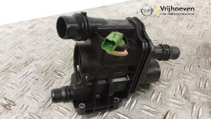 Gebruikte Thermostaathuis Opel Crossland (X) 1.2 Turbo 12V Euro 6d-temp Prijs € 30,00 Margeregeling aangeboden door Autodemontage Vrijhoeven B.V.