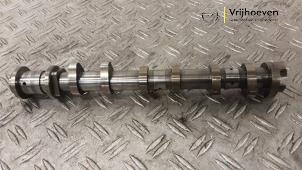 Gebruikte Nokkenas Opel Crossland (X) 1.2 Turbo 12V Prijs € 150,00 Margeregeling aangeboden door Autodemontage Vrijhoeven B.V.