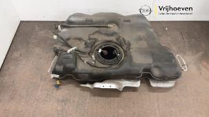 Gebruikte Tank Opel Insignia Sports Tourer 1.5 Turbo 16V 140 Prijs € 95,00 Margeregeling aangeboden door Autodemontage Vrijhoeven B.V.