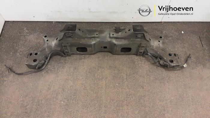Gebruikte Subframe Opel Insignia Grand Sport 1.5 Turbo 16V 140 Prijs € 90,00 Margeregeling aangeboden door Autodemontage Vrijhoeven B.V.