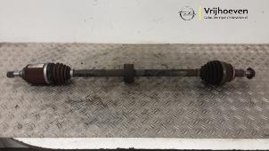 Gebruikte Aandrijfas rechts-voor Opel Insignia Grand Sport 1.5 Turbo 16V 140 Prijs € 150,00 Margeregeling aangeboden door Autodemontage Vrijhoeven B.V.