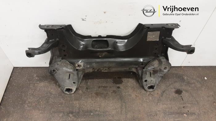 Gebruikte Subframe Opel Corsa F (UB/UH/UP) 1.2 Turbo 12V 100 Prijs € 80,00 Margeregeling aangeboden door Autodemontage Vrijhoeven B.V.