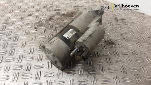 Startmotor van een Opel Insignia Grand Sport 1.5 Turbo 16V 140 2017
