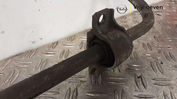 Stabilisatorstang achter van een Opel Insignia Grand Sport 1.5 Turbo 16V 140 2017