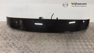 Gebruikte Spoiler achterklep Opel Corsa F (UB/UH/UP) 1.2 Turbo 12V 100 Prijs € 125,00 Margeregeling aangeboden door Autodemontage Vrijhoeven B.V.