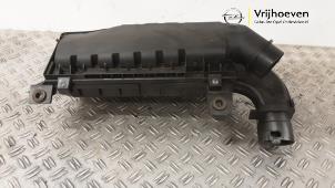 Gebruikte Luchtfilterhuis Opel Corsa F (UB/UH/UP) 1.2 Turbo 12V 100 Prijs € 30,00 Margeregeling aangeboden door Autodemontage Vrijhoeven B.V.