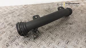 Gebruikte Intercooler Buis Opel Corsa F (UB/UH/UP) 1.2 Turbo 12V 100 Prijs € 20,00 Margeregeling aangeboden door Autodemontage Vrijhoeven B.V.